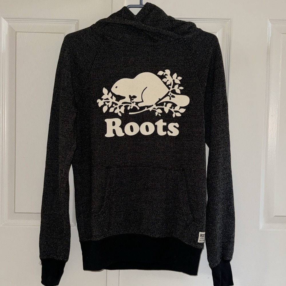 NWOT Roots Black and Grey Heather Sweater Hoodie